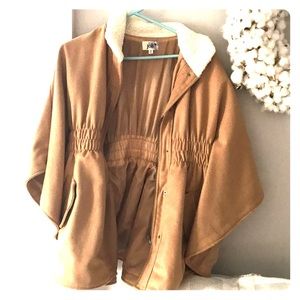 Jolt- tan heavy ponch/jacket